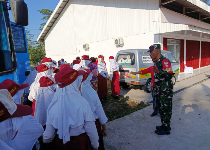 Ceria Abis! Antusiasme Siswa SDN 1 Cukil Ramaikan Pembukaan TMMD Reguler ke-129 Kodim 0714/Salatiga