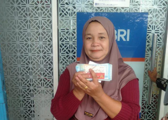 Kemensos Bakal Salurkan Bansos PKH BPNT Tahap 4 Tepat Waktu, Oktober - Desember Segera Cair!