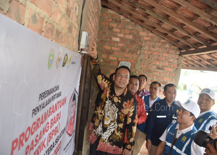 1.131 Rumah Tangga di Kabupaten Banyuasin Nikmati Listrik Gratis Program BPBL
