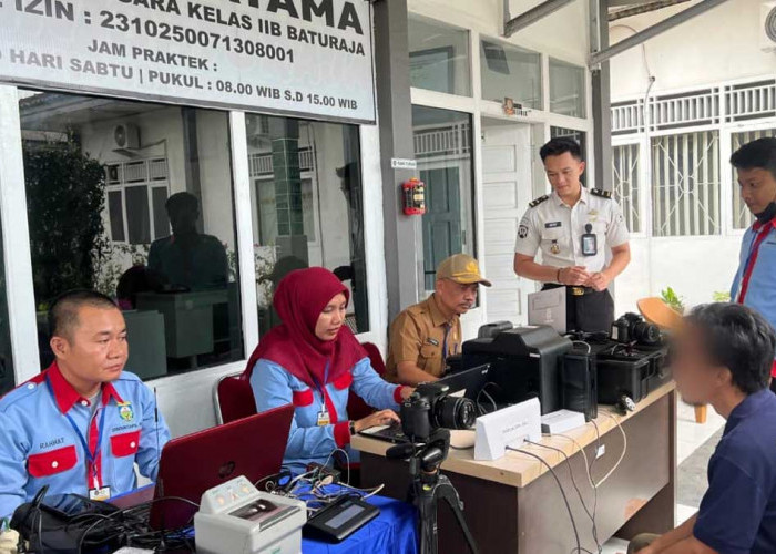 Hak Pilih dan Layanan Terjamin! Rutan Baturaja dan Disdukcapil OKU 'Jemput Bola' Rekam e-KTP Warga Binaan