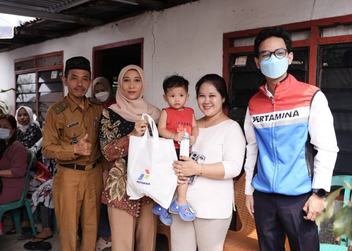 Aksi Kilang Plaju di Sungai Rebo Bikin Haru, Bawa Misi Spektakuler Guncang Stunting Sampai Akar!