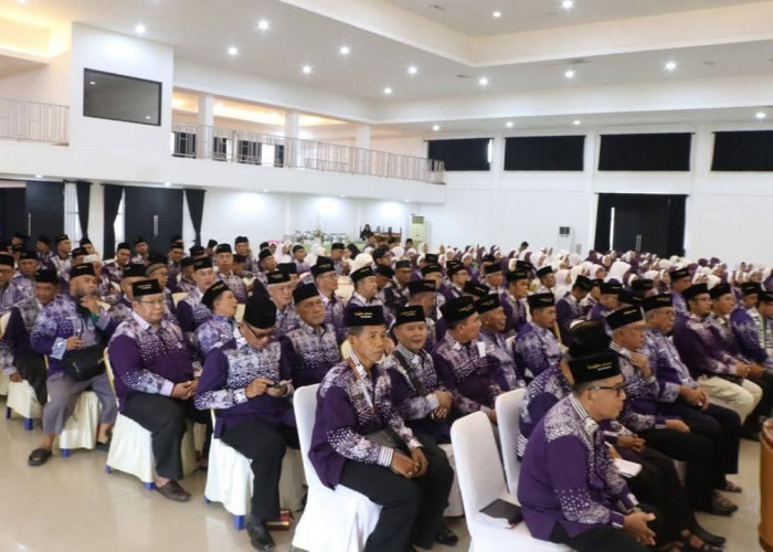 Wali Kota  Ramah Tamah dengan JCH Kota Lubuk Linggau Musim Haji 1446 H