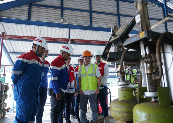 Komisaris Utama Pertamina Patra Niaga Kunjungi 3 Lokasi di Palembang, Cek Kehandalan Sarfas dan Pelayanan 