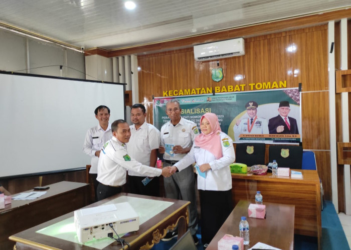 Datangi Kantor Kecamatan Babat Toman, Dinas PUPR Muba Sosialisasikan Perbup Nomor 7 Tahun 2023