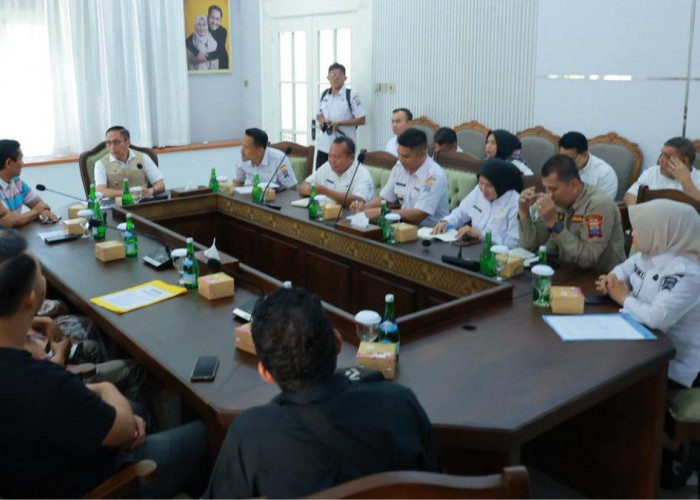 Pedagang di Stadion Kamboja Temui Wali Kota Palembang, Relokasi 27 Kios Akhirnya Ditunda