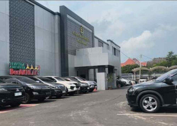 Dugaan Korupsi Lampu Jalan, Penyidik Kejari Periksa 3 Anggota DPRD Palembang  