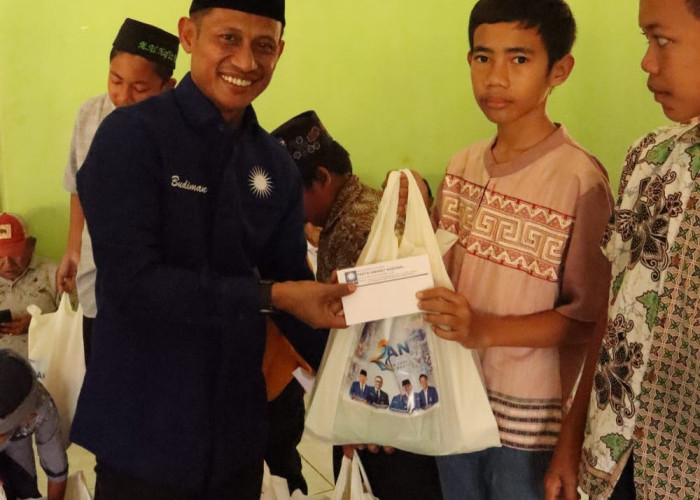 Hari Jadi PAN ke 28, DPD PAN OKI Santuni Anak Yatim Piatu