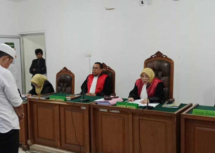 Dana Desa Dipakai Bayar Utang dan Biaya Kabur, Oknum Kades Permata Baru Divonis Penjara dan Denda