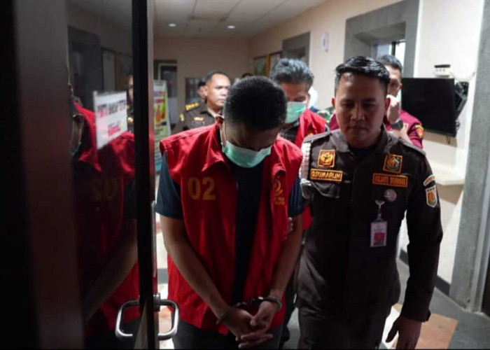 Dugaan Gratifikasi Proyek Irigasi, Oknum Anggota DPRD Muara Enim dan Anak Resmi Ditahan