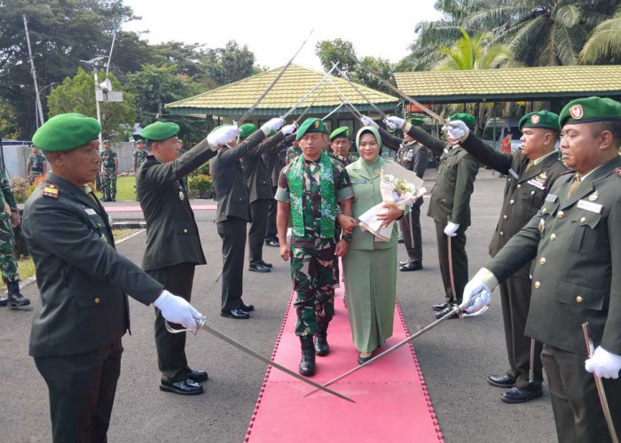 Resmi Pimpin Kodim 0405/Lahat, Letkol Inf David Jihandika Disambut Pedang Pora, Ini Target Besarnya