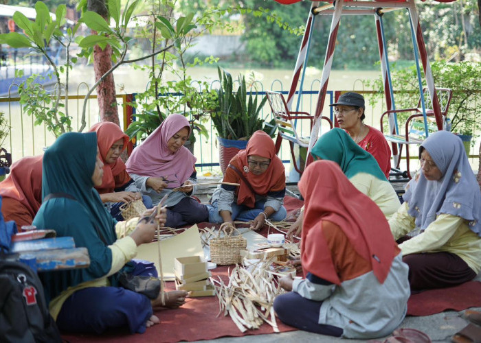 Pertamina Patra Niaga Raih PROPER Emas, Lewat Inovasi FAME dan Manfaat Eceng Gondok di Surabaya