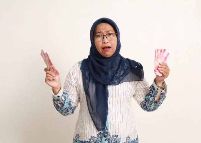 SIAP-SIAP! Gaji Guru Swasta Bakal Diatur Negara, Nominalnya Bisa Lebih Tinggi?