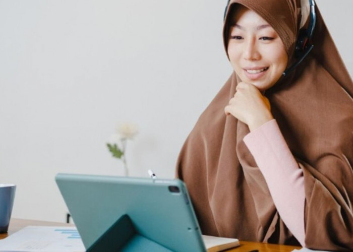 Tetap Produktif di Bulan Ramadan, Ini 8 Tips Puasa untuk Pekerja