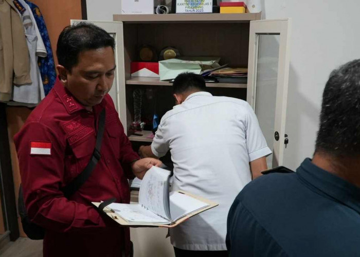 Geledah Rumah hingga Kantor KSOP, Kejati Sumsel Temukan Uang dan Barang Bukti
