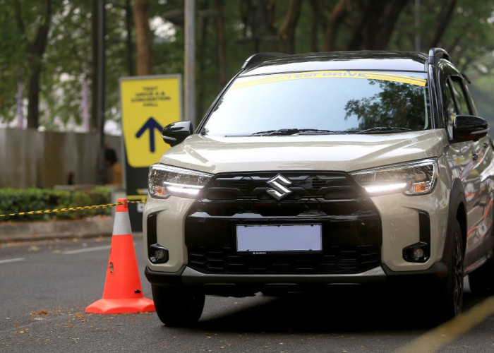 Bukan Cuma Irit dan Nyaman, Suzuki XL7 New Alpha Hybrid Dilengkapi Teknologi Pintar Penunjang Keselamatan