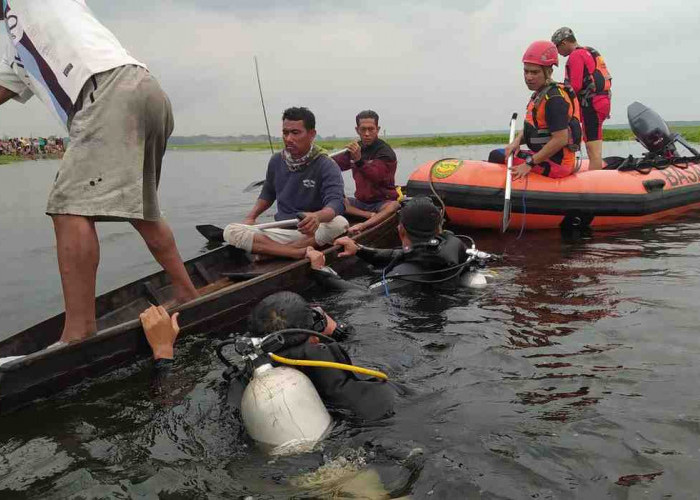 Ini Aksi Cepat Basarnas Palembang Cari Pelajar Tenggelam di Rawa Tanjung Batu OI   