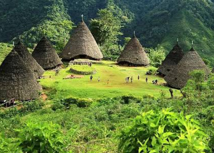 6 Desa Paling Unik di Indonesia, Nomor Terakhir Dijuluki Surga di Atas Awan