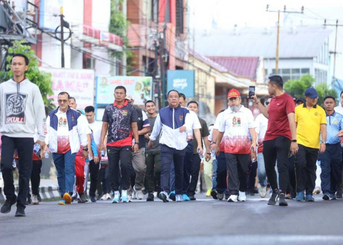 Cik Ujang Jadikan Momen 8 Dekade Sumsel untuk Bakar Semangat Hidup Sehat