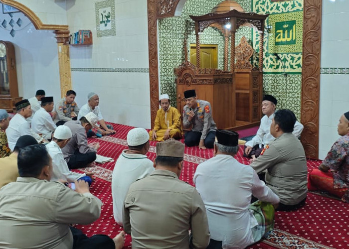 Safari Subuh Polda Sumsel Amankan Kamtibmas Sembari Mendengar Aspirasi Umat