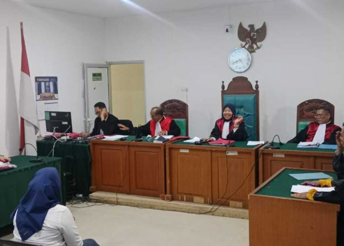 Pemilik Salon Diduga Pasang Behel Gigi Ilegal, Sidang Bergulir di Palembang