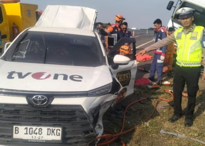 NAAS! Mobil TvONe Alami Kecelakaan Total 3 Orang Merenggang Nyawa, Begini Kronologinya 