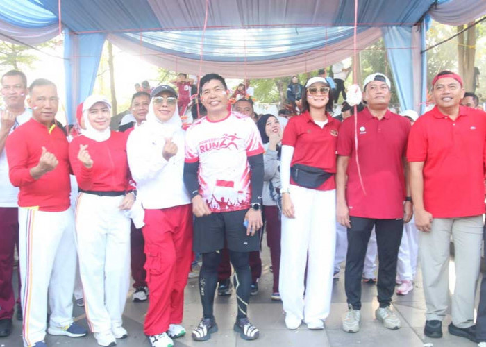 Warga Palembang Antusias Nikmati Cek Kesehatan dan Samsat Keliling Gratis di Sela Gebyar Kemerdekaan
