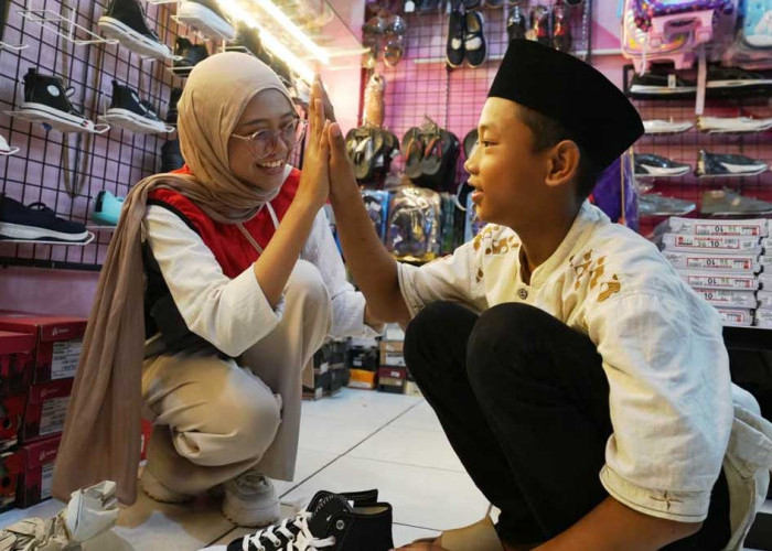Pertamina Patra Niaga Regional Sumbagsel Ajak 19 Anak Panti Asuhan Belanja dan Makan Bareng