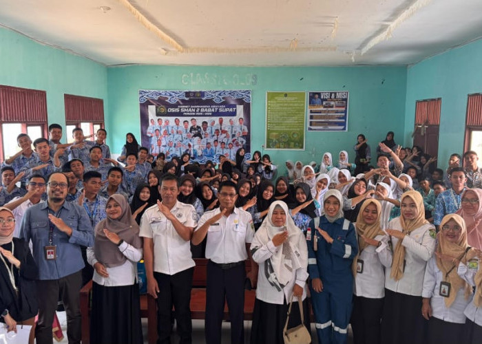 Hulu Migas Road to School Sambangi Babat Supat, Edukasi Energi hingga Tantangan Digital untuk Pelajar