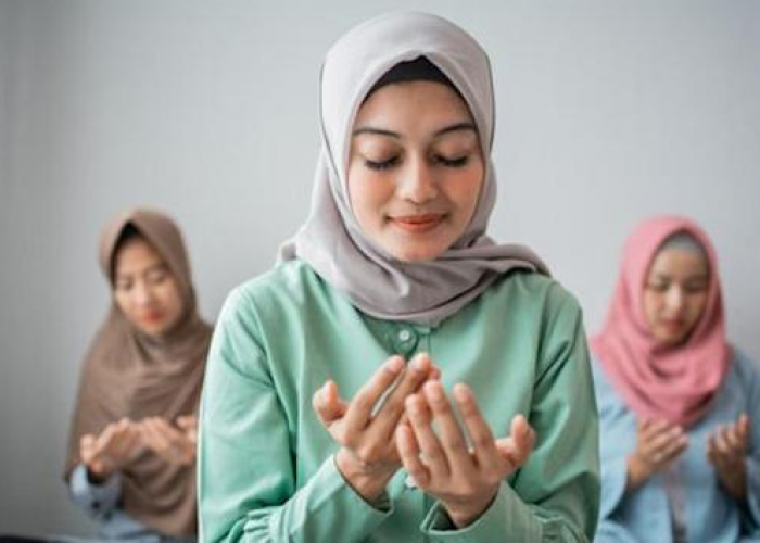 Perempuan Wajib Hapalkan Doa-doa Ini, Ada Doa Redakan Nyeri Haid