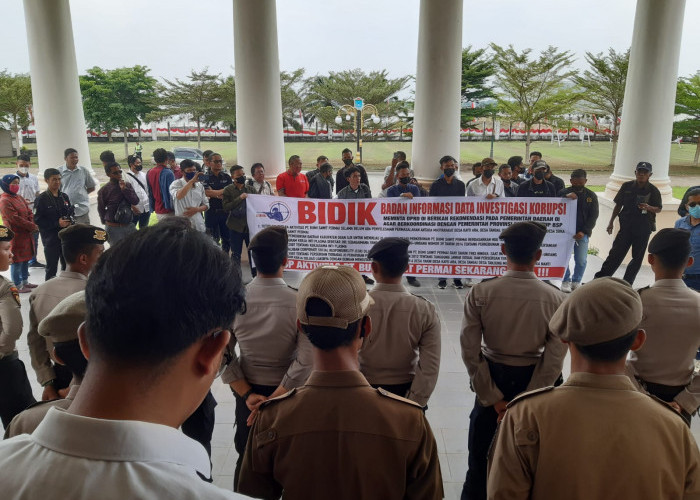  Massa BIDIK Geruduk Gedung DPRD OI, Minta Tutup Perusahaan Sawit yang Sengketa dengan Masyarakat