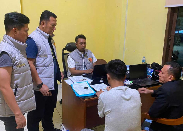 Pakai Website Palsu dan QRIS Ilegal, 2 Penipu Sumsel Bhayangkara Run 2026 Dibekuk Polisi