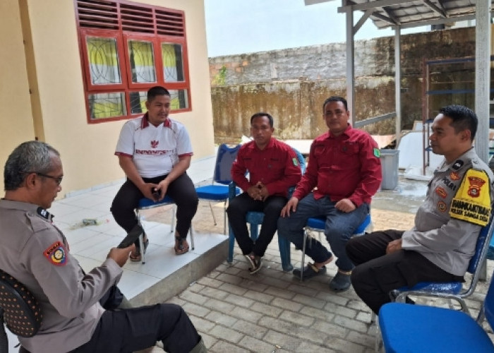 Sambangi Warga Desa Terusan, Bhabinkamtibmas Polsek Sanga Desa Sampaikan 4 Pesan Ini