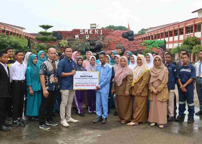 PT Bukit Asam Tbk Membangun Masa Depan Melalui Pendidikan, Salurkan Bantuan Lewat Program Ayo Sekolah