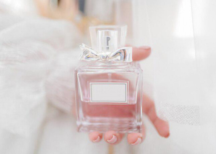Rekomendasi 6 Merk Parfum Terwangi di Indomaret! Harganya Murah Tapi Wanginya Tahan Lama
