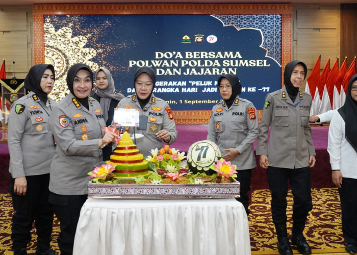 Doa Bersama Polwan Polda Sumsel Hari Jadi Polwan Ke–77 Gerakan 'Peluk Negeri'
