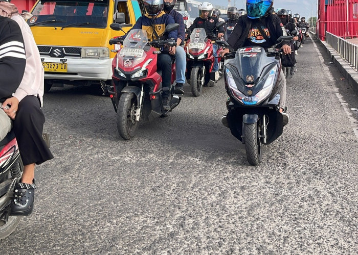 Awas Bahaya Mengintai! Jalan Berlubang Bisa Sebabkan Kecelakaan, Simak Tips #Cari_Aman dari Astra Motor Sumsel