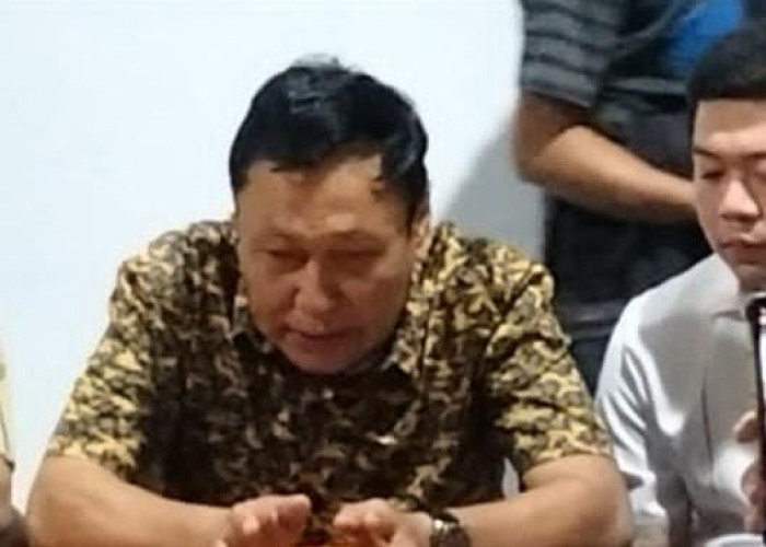 Aksi Pemukulannya Viral, Anggota DPRD Palembang Minta Maaf