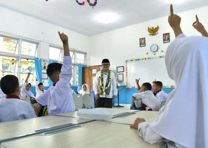 Kunker ke Palembang, Mendikdasmen Abdul Mu'ti Bakal Jalankan 3 Program Ini untuk Guru