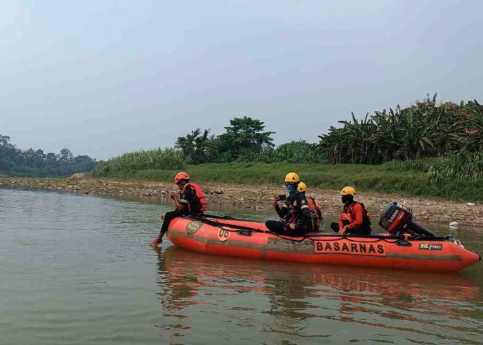 Tali Pancing Tersangkut, Pelajar MTsN Muara Enim Malah Terseret Arus Sungai Lematang