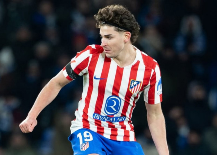 Atletico Blokir Barcelona Merekrut Julian Alvarez Peluang Bagus Arsenal dan Chelsea