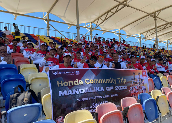 Semangat 3 Bikers Honda Community Sumsel Dukung Langsung Pembalap AHRT di Mandalika GP