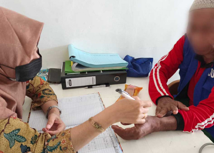 Lebaran Jauh dari Keluarga, Rutan Baturaja Pastikan Warga Binaan Lansia Tetap Sehat dan Ceria