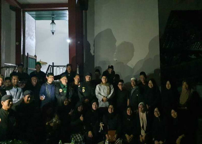 KPD dan Keluarga Sarjana Kubur Ziarah Bersama di Kawah Tekurep Palembang
