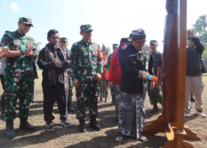 Aksi Keren TNI di Kabupaten Semarang: TMMD Reguler Ke-129 Resmi Dibuka Lewat Tabuhan Kentongan!
