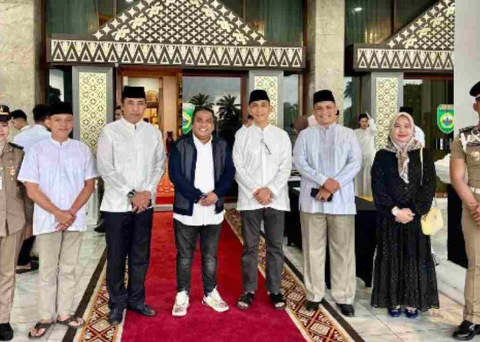 Hadiri Bukber DPP IKAPTK di Griya Agung, Bupati Muba Tugaskan 19 Alumni Kepamongprajaan