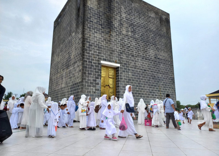 Manasik Haji, Tanamkan Paham Agama Sejak Dini ke Anak