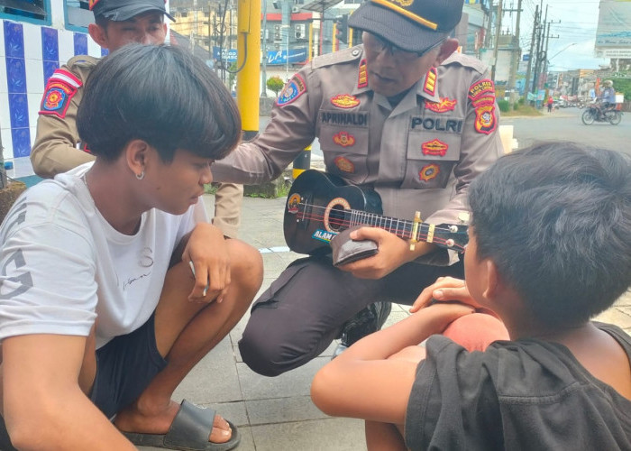 Ternyata Pengamen di Lubuk Linggau Ini Hafal Surat AlKahfi