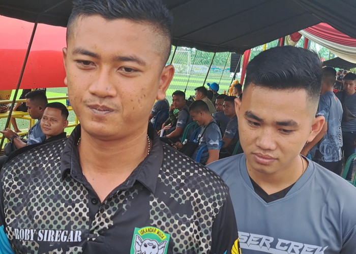 Prajurit TNI Apresiasi Turnamen Mini Soccer Kakudam Cup