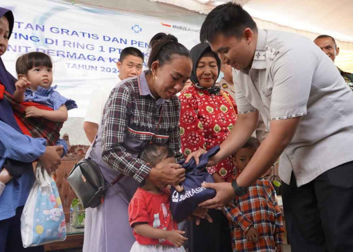 PT Bukit Asam Unit Dermaga Kertapati Gelar Pengobatan Gratis dan Penanganan Stunting