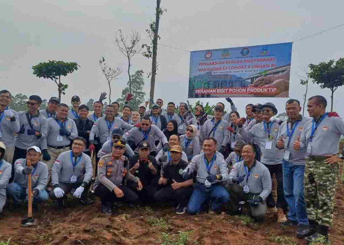 Kapus BN dan PKM Monitoring Kegiatan Pengabdian pada Masyarakat Program Doktoral Cohort-8 Unhan RI